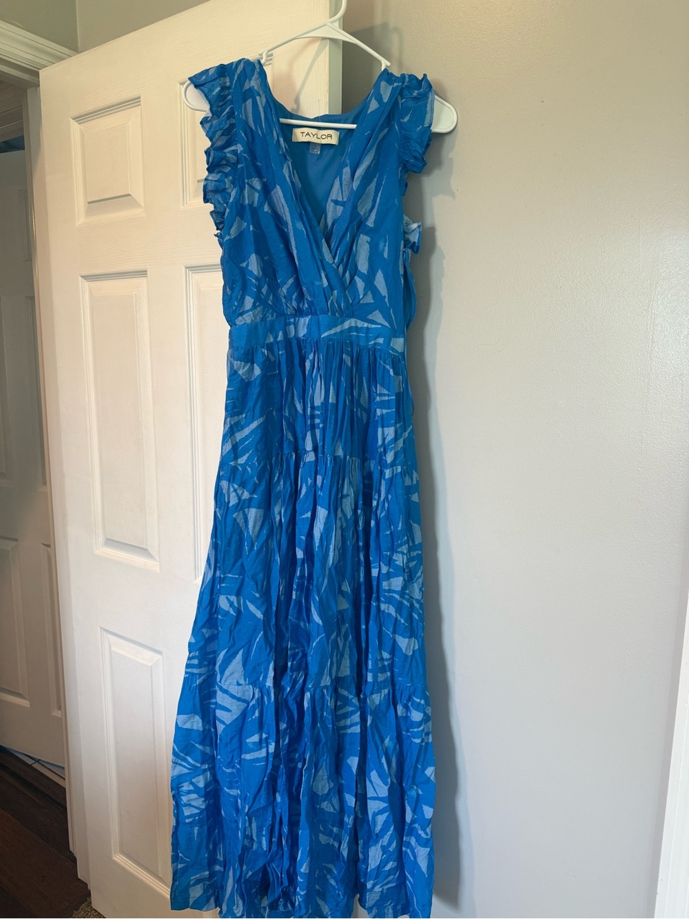 Taylor Bright Blue Abstract Print Maxi Dress size 6